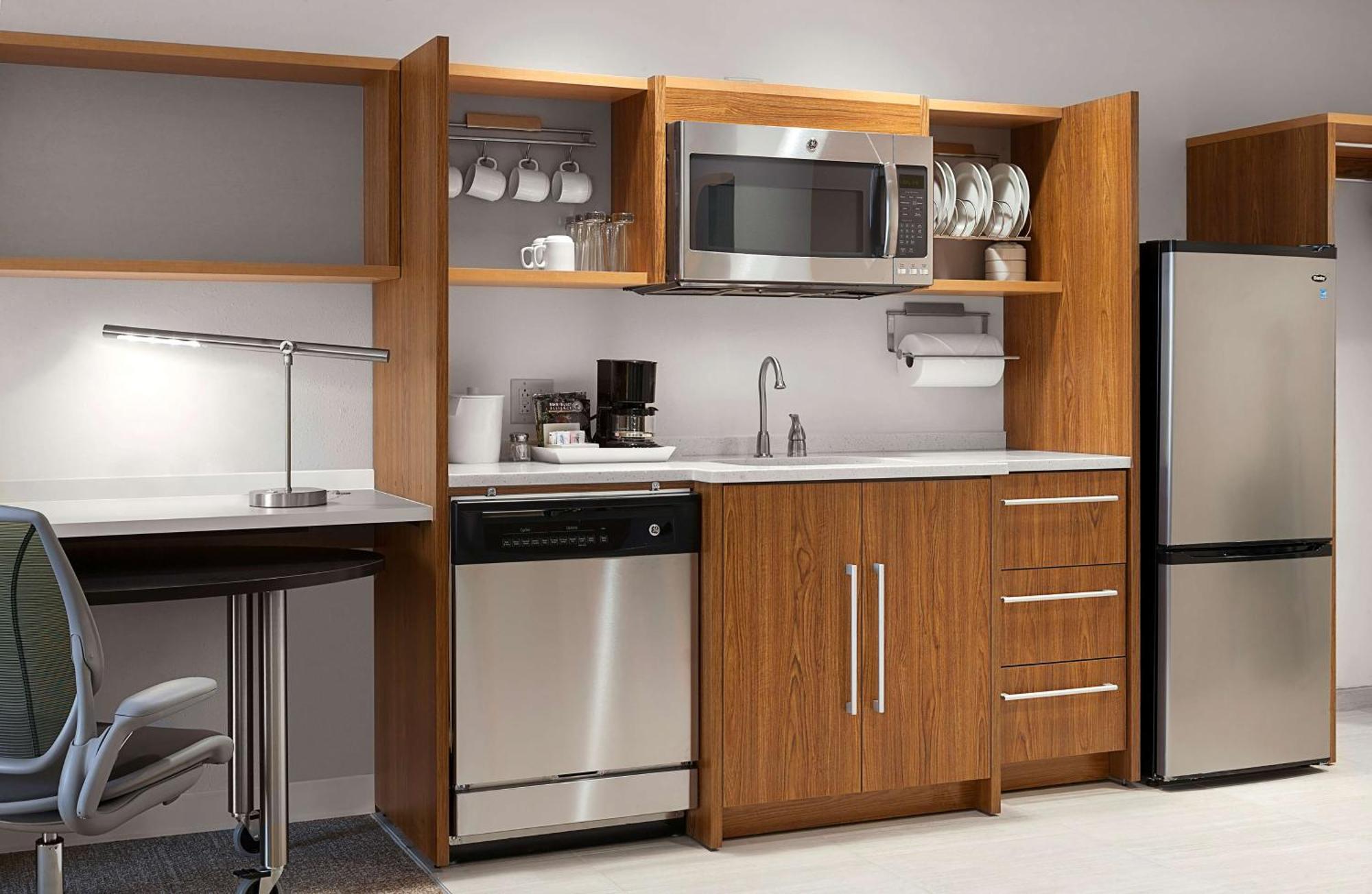 Hotel Home2 By Hilton Airport 3*