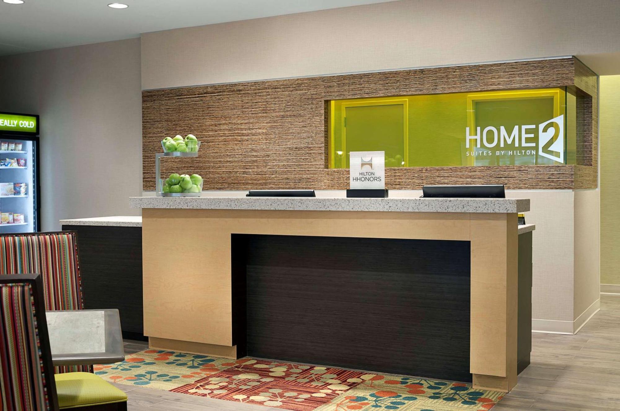 Home2 By Hilton Airport 3* Greenville