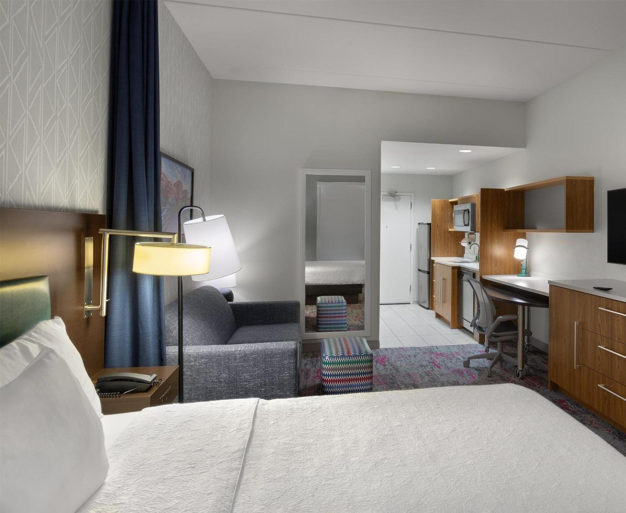 Home2 By Hilton Airport Hotel Greenville