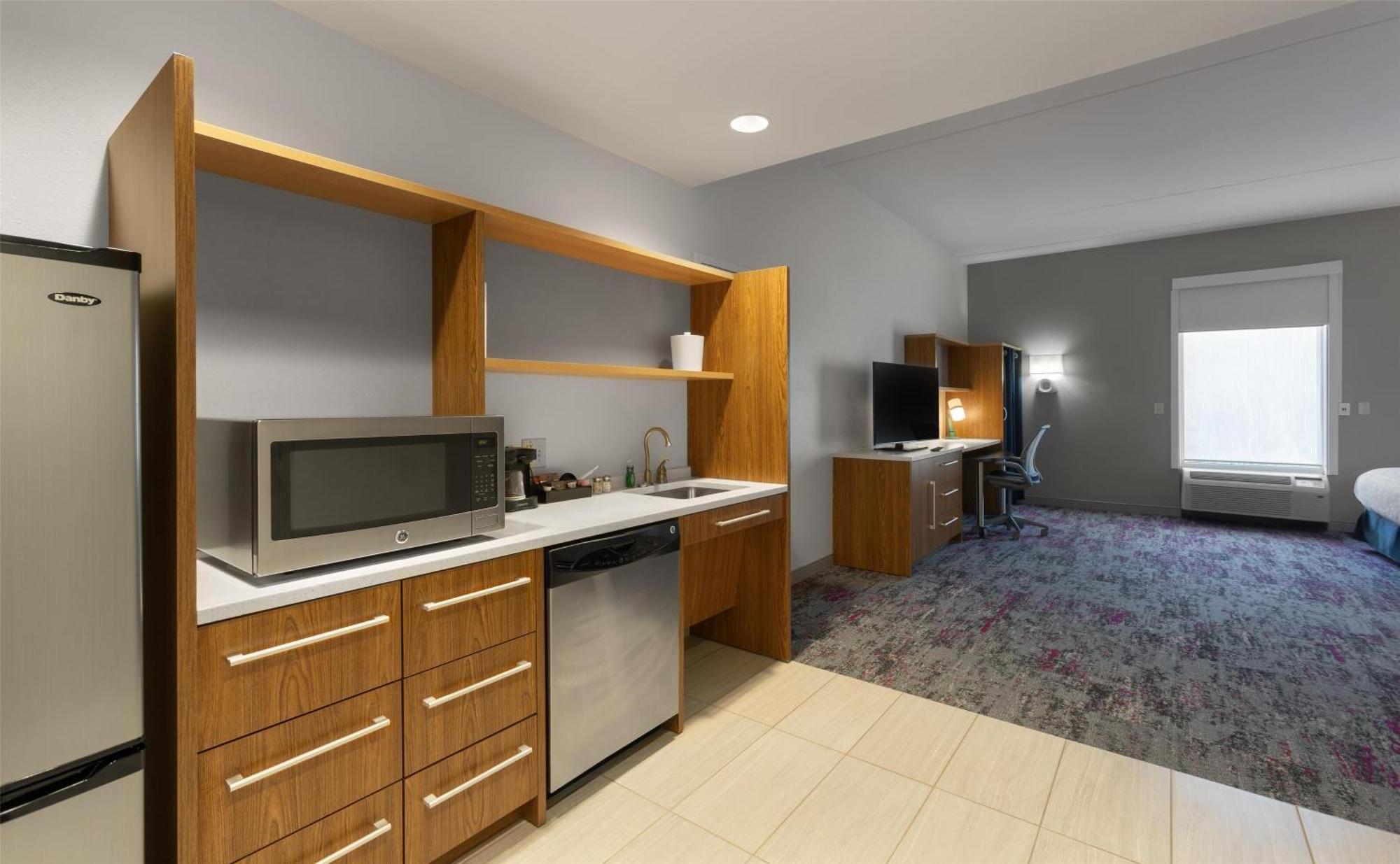 Home2 By Hilton Airport Hotel Greenville